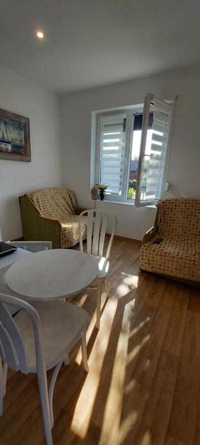 Willa Wieniotowo Apartamenty Przy Lesie I Plazy Ap Am Wald Und Strand Ustronie Morskie Luaran gambar