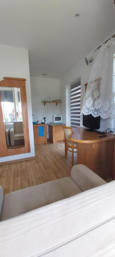 Willa Wieniotowo Apartamenty Przy Lesie I Plazy Ap Am Wald Und Strand Ustronie Morskie Luaran gambar